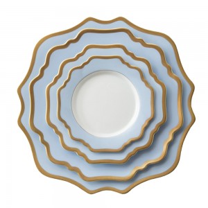 Wholesale sky blue sun flower gold rim bone china ceramic charger plates for wedding