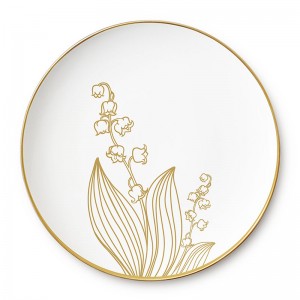 Gold rimmed bone china dinner charger plate set for wedding