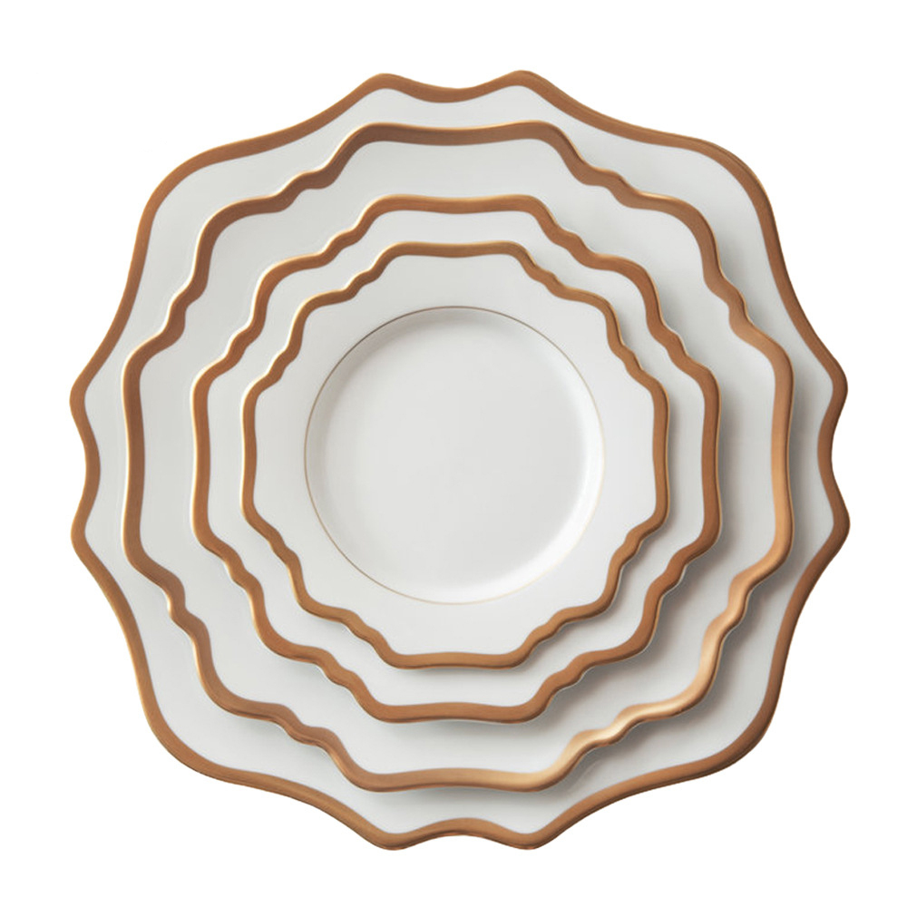 Manufacturer of Ceramic Pastel Plates - Wholesale rose gold rimmed sun flower bone china ceramic charger plates for wedding – Liou