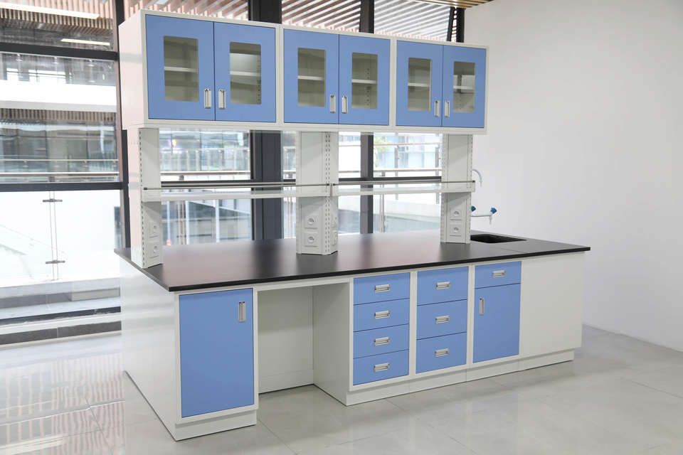 Laboratory Furniture3