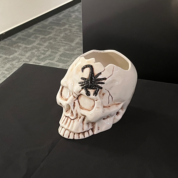 Keramikas Scorpion Skull Tiki kokteiļu krūze
