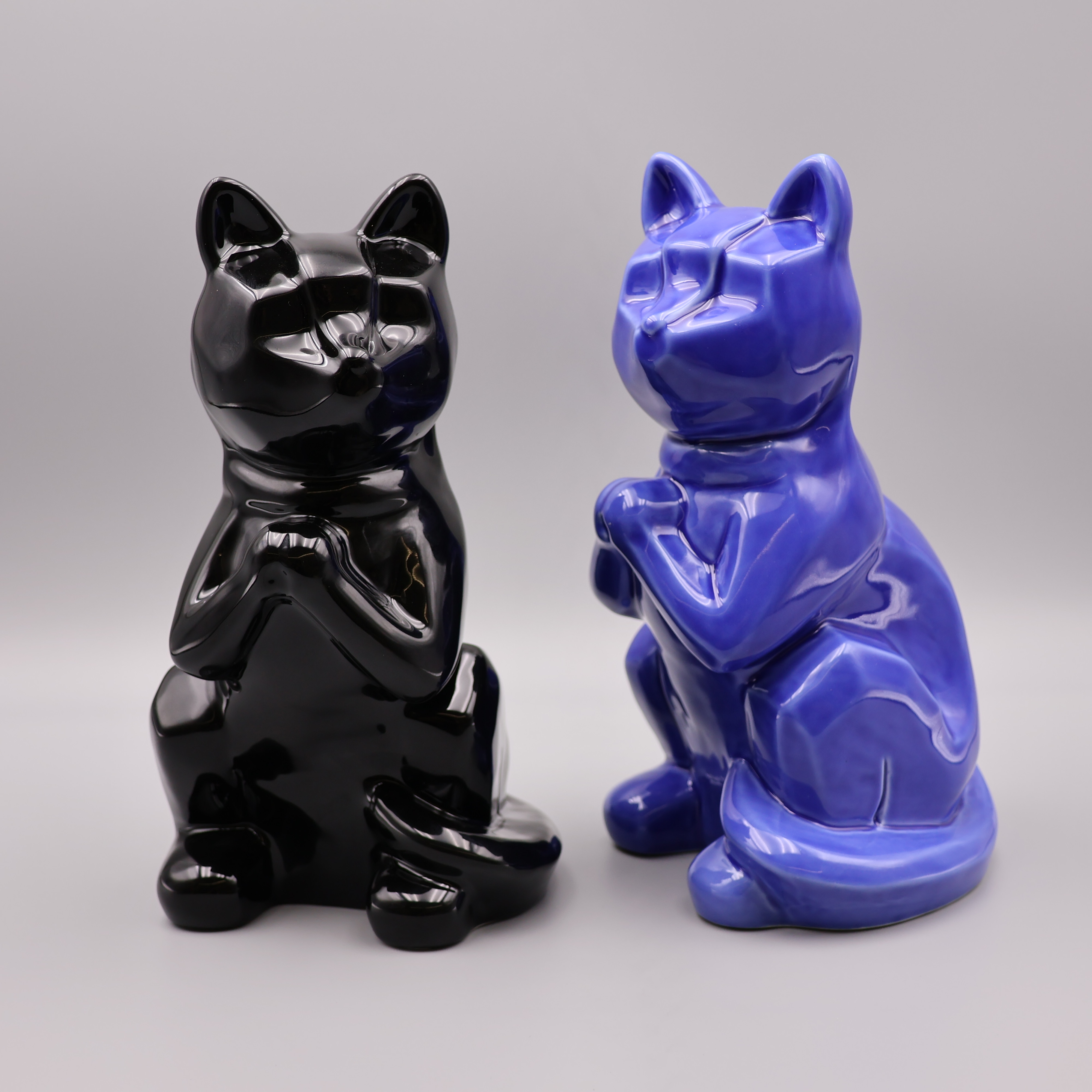 Ceramic cat urn for pet ashes