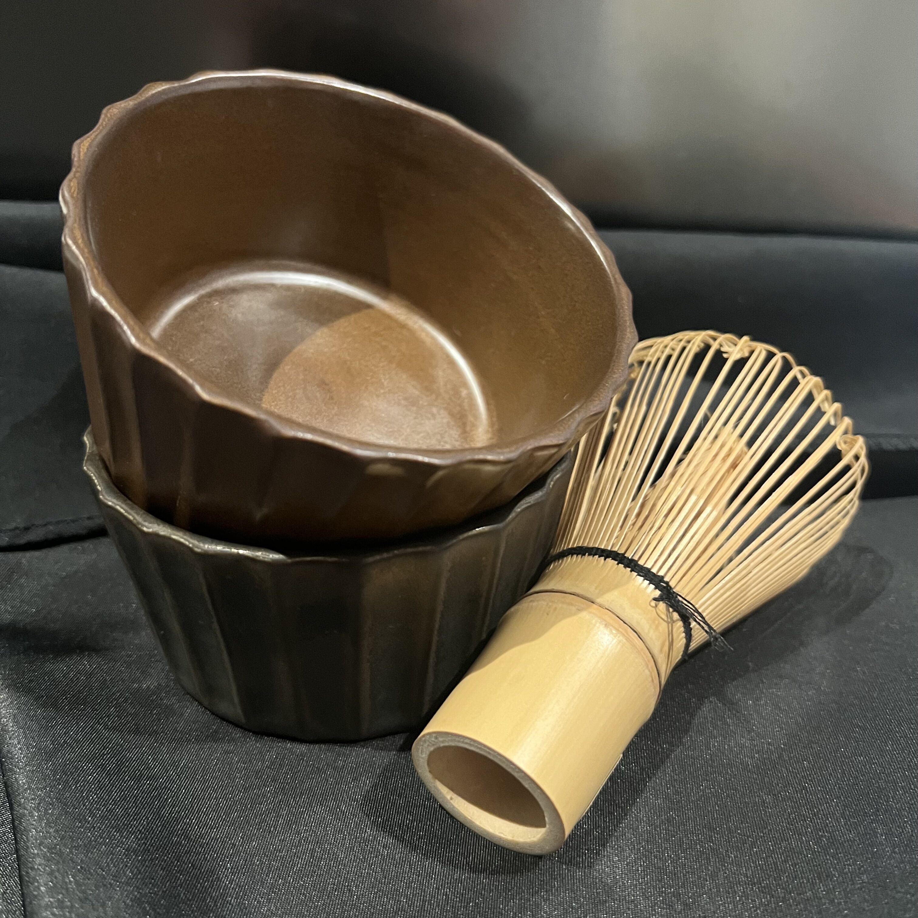 Ceramic matcha bowl with whisk matcha set