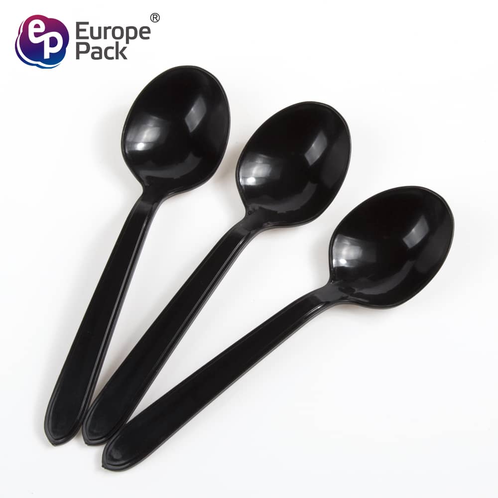 plastic & spoon (1)