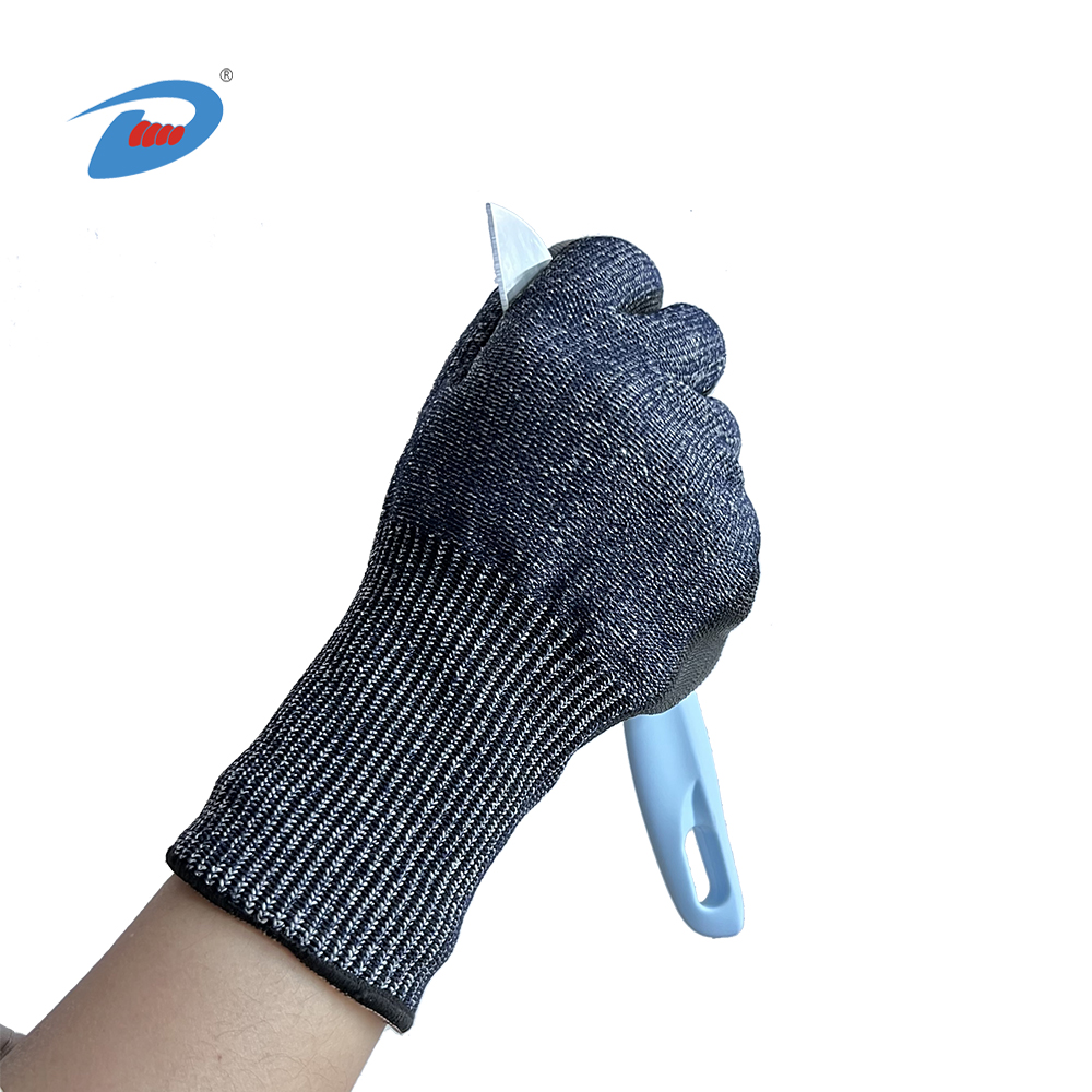 Protective principle of anti cutting gloves