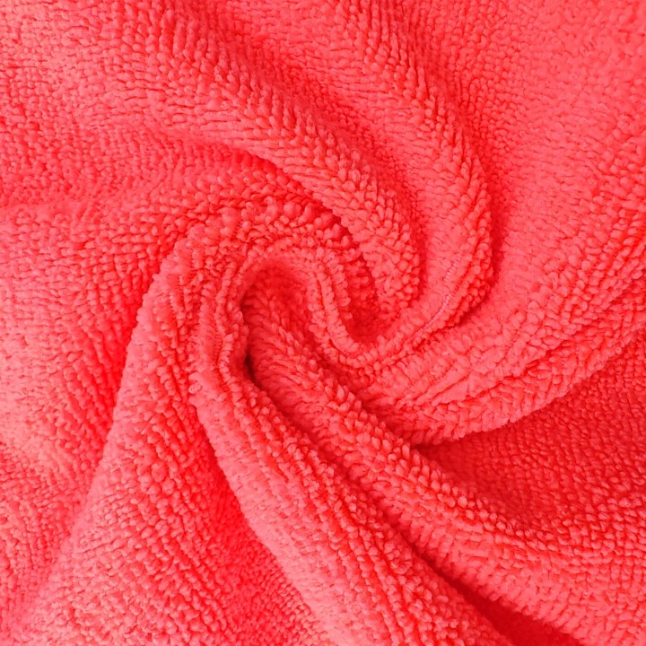How to Use a Microfiber Towel