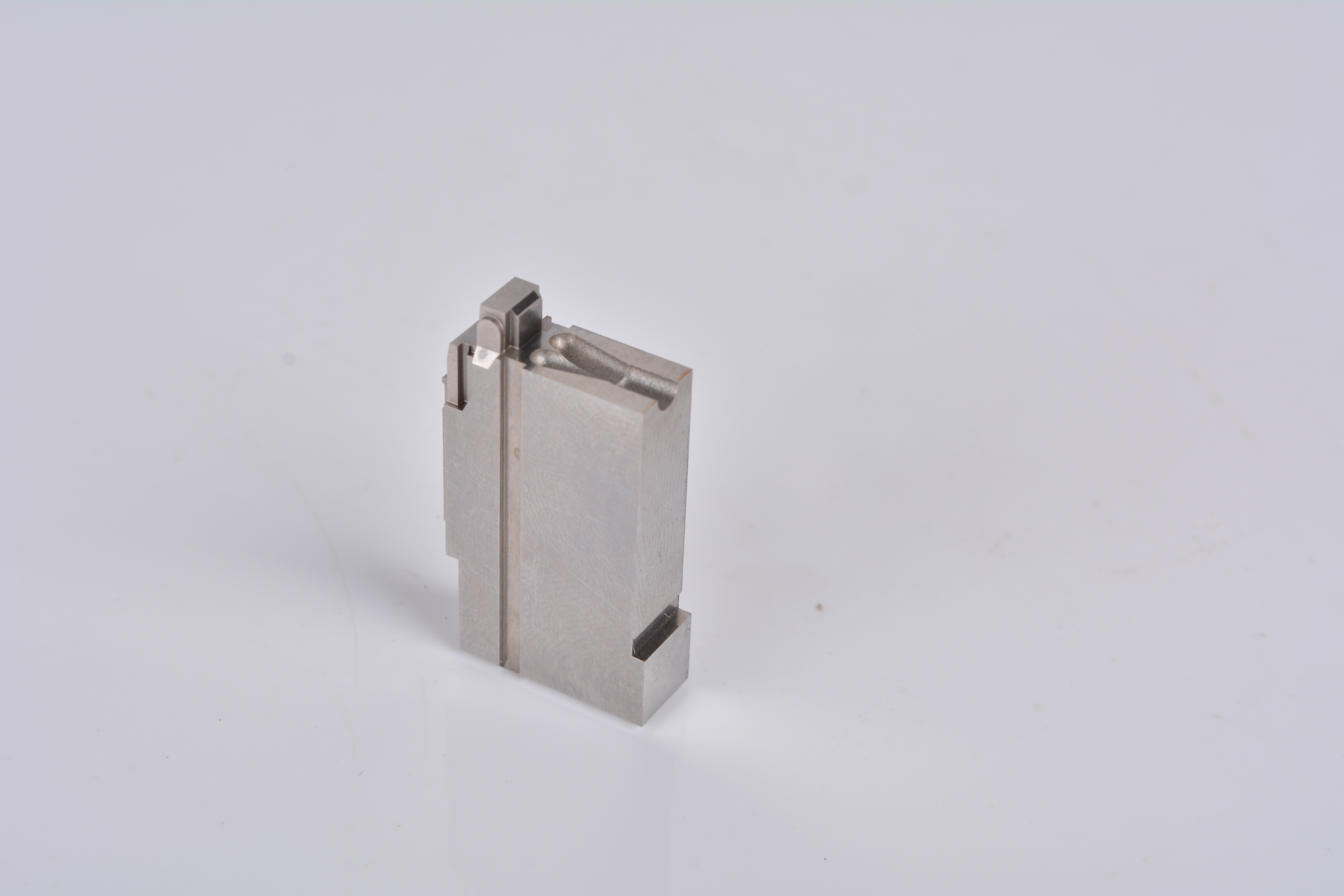 Computer Multiple P Connector Mold Parts Supplier –  Auto connector mold manufacturer precision plug-in injection plastic plastic mold – SENDY
