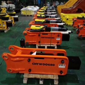 Best quality China Hydraulic Excavators with Hydraulic Breakers for Mining/Demolition/Construction