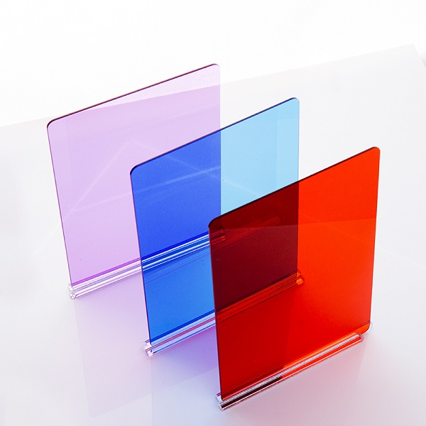 Factors That Influence Price of Acrylic Sheet & Acrylic Mirror Sheet
