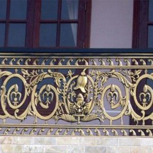 စိတ်ကြိုက် Stainless Steel လှေကားလက်ရန်း ပြင်ပကုန်းပတ် Wrought Iron Balcony လက်ရန်း ဒီဇိုင်းများ