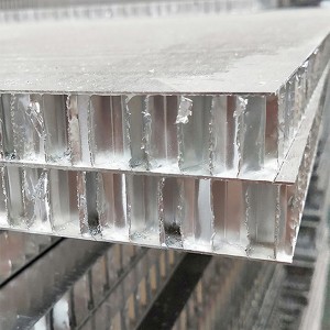 Metal honeycomb composite panel