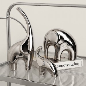 I-Stainless Steel Elephant Family: I-Elegant Interior Decoration