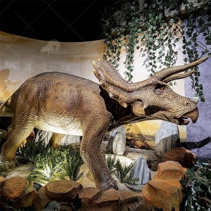 Idivayisi ye-Jurassic Park imodeli ye-animatronic dinosaur ukulingisa imodeli ye-Triceratops iyathengiswa