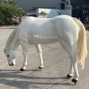 Razstavni modeli naravnih živali - model belega konja za živalske vrtove in muzeje