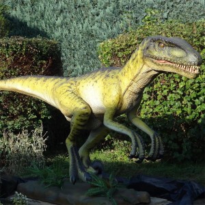 Prodhues Velociraptor Dinozauri Professional Realistic Animatronic Size Life
