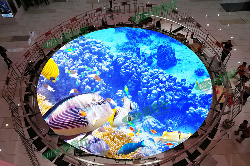 Der LED-Bodenfliesenbildschirm sorgt für ein immersives interaktives Erlebnis