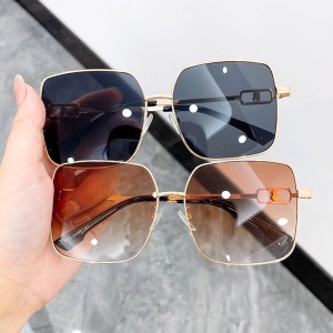 Wholesale Large Frame Candy Color Metal Cutout Fashion Sunglasses Shades