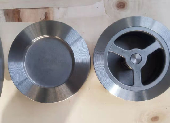 Do stainless steel valves also rust?