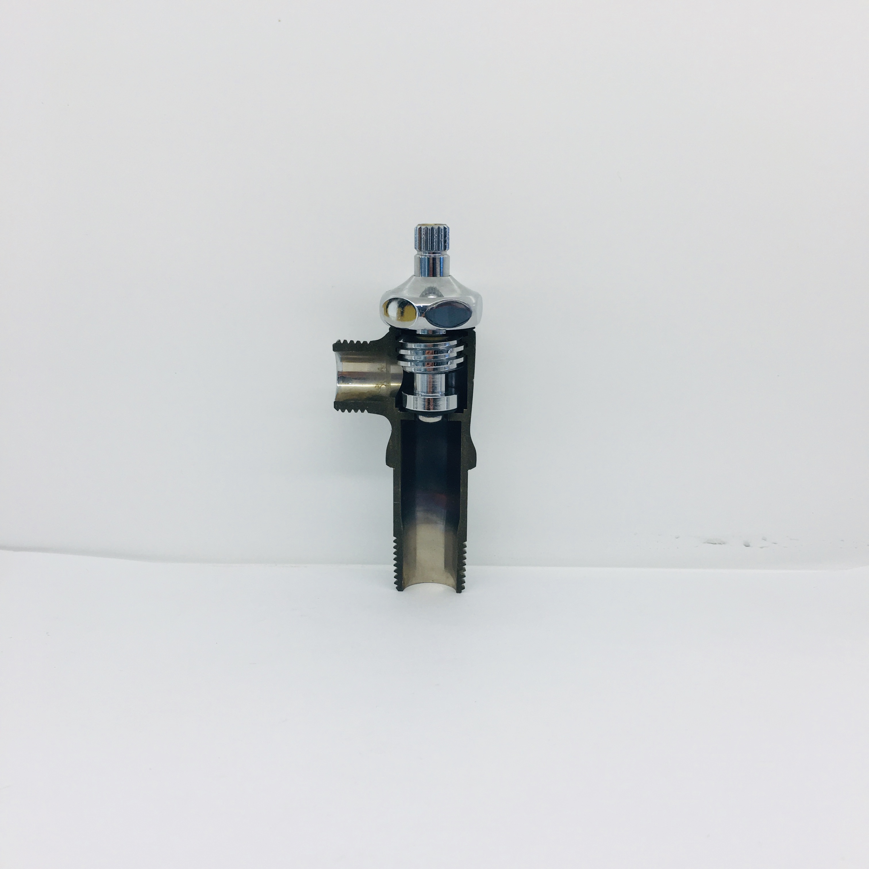 Buy Best Brass Angle Valve For Intelligent Toilet Factory –  Brass angle valve slow open brass triangle valve brass back-flow angle valve Toilet angle stop valve Water Valves – Fengcai