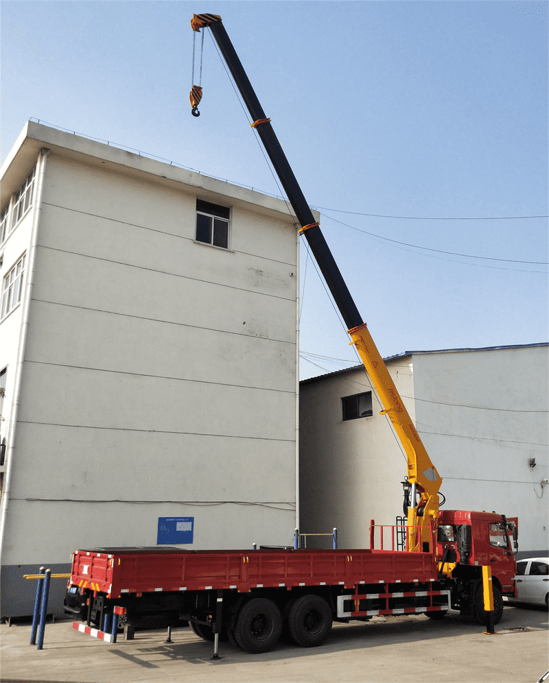 Relong 12-ton telescopic boom truck mobile crane – Efficient, Flexible, and Safe Lifting Solution!