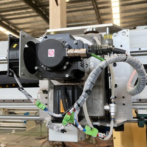DTC SD1212 Oscilirajuća mašina za rezanje spužva od pu pjene s dvostrukom oštricom