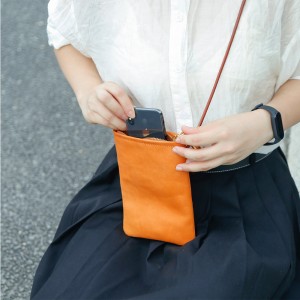 Custom Logo Women's Leather Mobile Phone Pouch Crossbody Bag