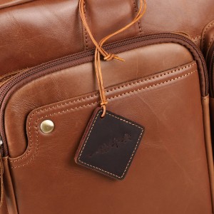 قلادة حقيبة هدايا من الجلد الطبيعي