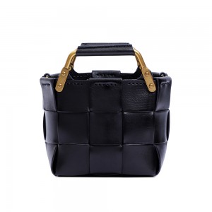 Custom hand woven leather shoulder crossbody bag for women handbag