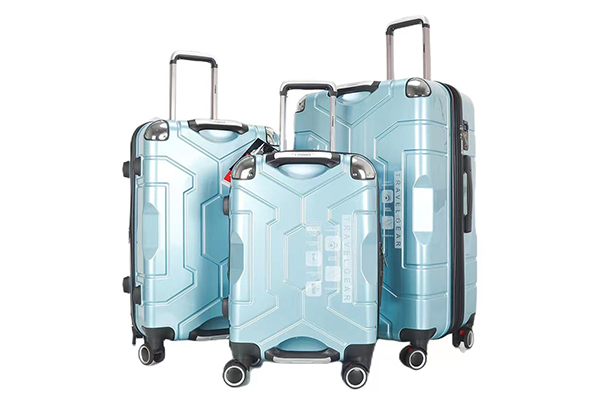 Пътувайте със стил: Най-доброто ръководство за комплект багаж от 3 части