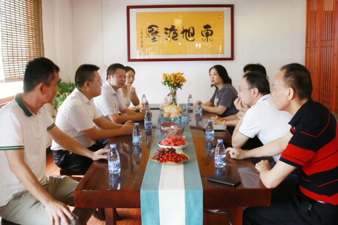 Company News｜The Leaders of the District Committee Visited Dongxu Hydraulics for Guidance