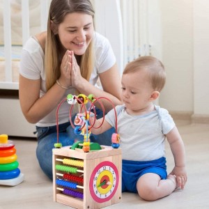 Akmiido Wooden Activity Cube 6 in 1 Activity Center Toy Baby Bead Maze Toy Educational Wooden Toy Gift for Toddlers and Kids