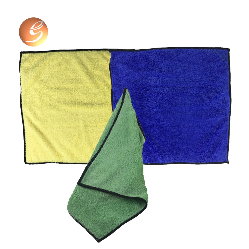 Brightly green color square car cleaning microfiber rags