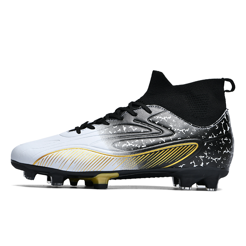 Fashion Men’s Sports Soccer Boots Outdoor Indoor White Football Shoes Soccer Cleats Spikes Shoes for Football