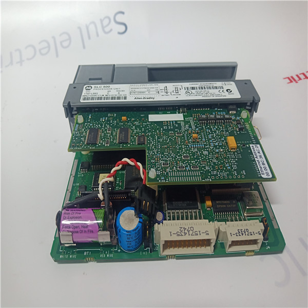 AB 1769-0F4 CompactLogix 4 Channel Analog Voltage-Current Output I-O Module