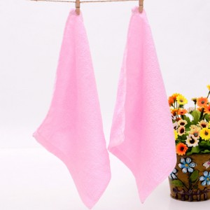 25*25cm ເສັ້ນໄຍໄມ້ໄຜ່ເດັກນ້ອຍ Saliva Towel Custom Embroidery LOGO ເດັກນ້ອຍອະນຸບານຜ້າຂົນຫນູຂະຫນາດນ້ອຍ