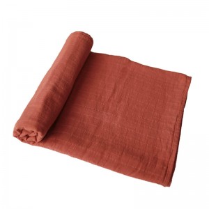 Бебешко одеяло за повиване от неутрален бамбуков муселин унисекс
