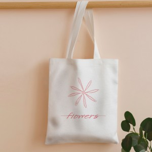 Пазарска чанта с шарка на цветя и плодове