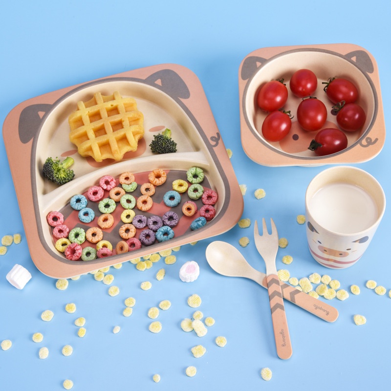 Creative household cartoon fine tableware set environmental protection and safety light meal bowl