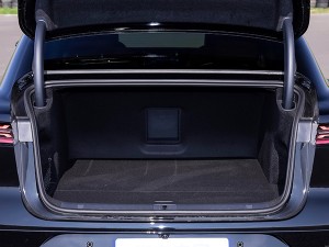 2024 VOYAH Light PHEV 4WD Versión insignia de larga duración, calefacción del asiento, calefacción del volante, fuente primaria