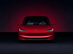 Tesla Model 3, versión de tracción total de larga duración, fuente primaria más baja, EV
