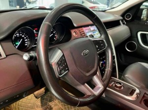 Land Rover Discovery Sport 2018 versão 240 CV HSE