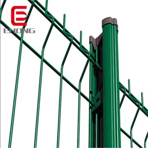 Factory sales galvanized decorative barbed green welded iron wire mesh fence