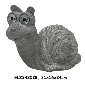 Eco-Friendly Solar Powered Snail Statue Garden Animals Statues Outdoor Decoration