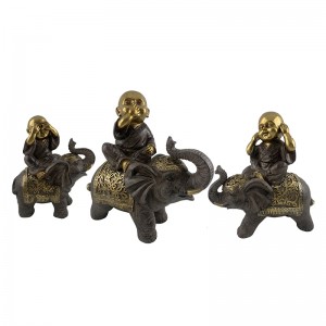 Dervos menai ir amatai Kūdikis Buda žaidžia su drambliu