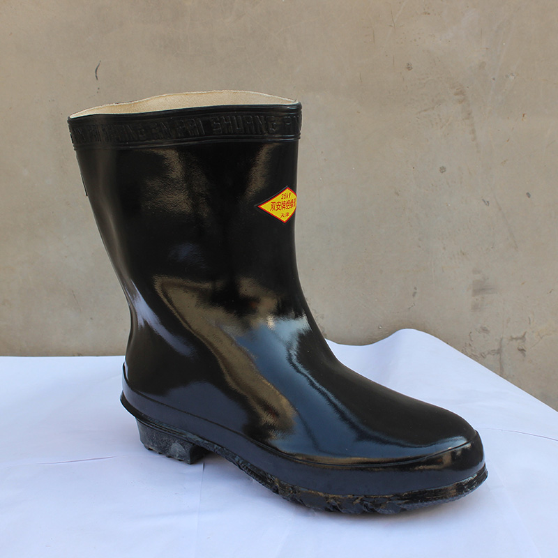 Insulating Boot Safety Tool IEC Standard