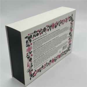papierowe pudełko kartonowe z papierową tuleją