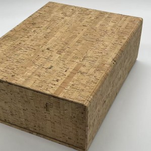 recycled cardboard gift box