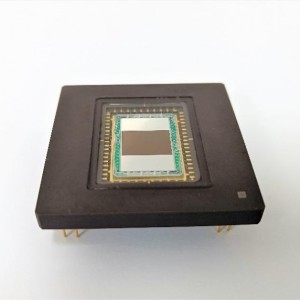 High-frame transfer CCD, 300×400 pixels array