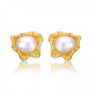 Elegant Natural Freshwater Pearl Stud  Earring 14K Gold Plated 925 Sterling Silver