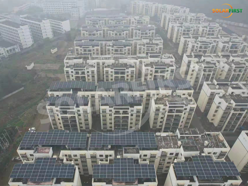 Projecte de central elèctrica al terrat de Guangxi de 300 MWp